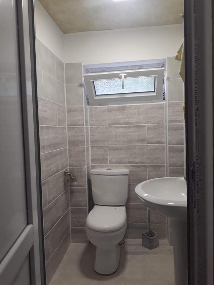 Lux-2-Or-1- Persons Irodion Evdoshvili Street #15 Kʼutʼaisi Exterior foto