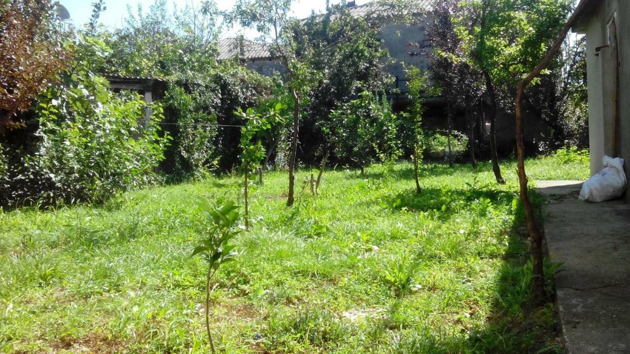 Lux-2-Or-1- Persons Irodion Evdoshvili Street #15 Kʼutʼaisi Exterior foto